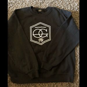 Obey sweater
